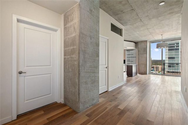 360 Nueces ST 1304, Austin, TX 78701