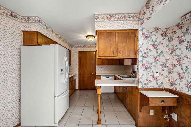 7901 Douglas Drive N, Brooklyn Park, MN 55443
