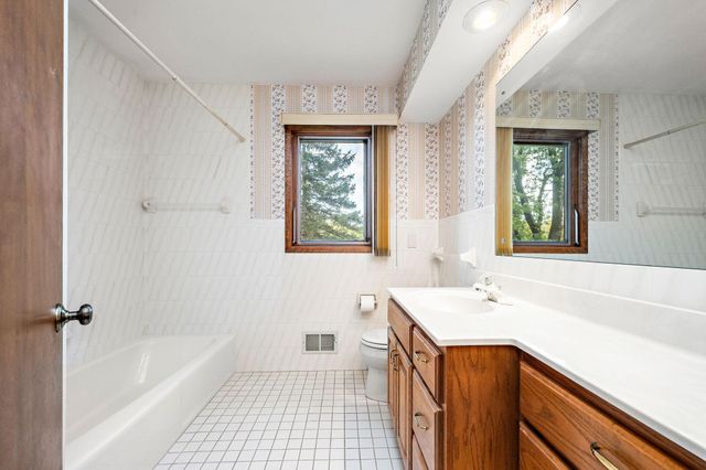 7901 Douglas Drive N, Brooklyn Park, MN 55443