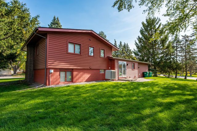 7901 Douglas Drive N, Brooklyn Park, MN 55443