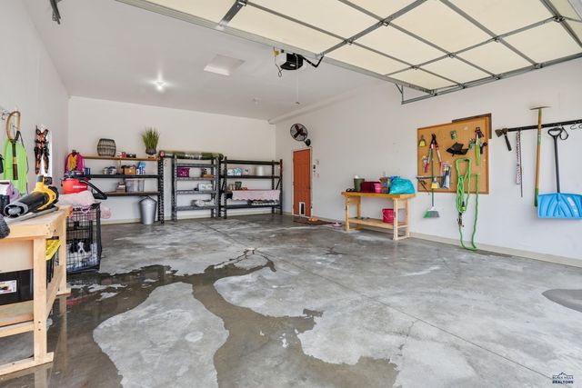 13018 PLEASANT VALLEY RD, Sturgis, SD 57785