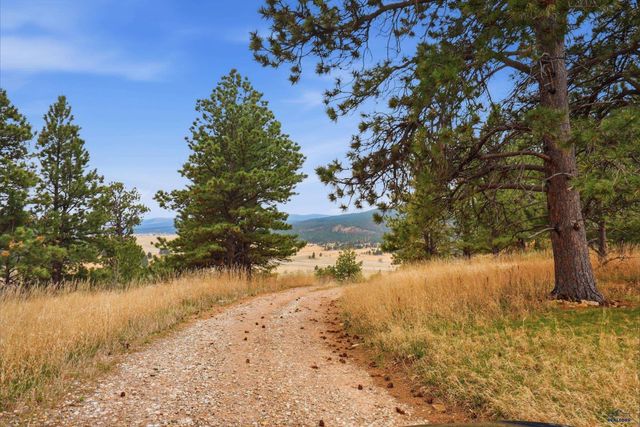 13018 PLEASANT VALLEY RD, Sturgis, SD 57785