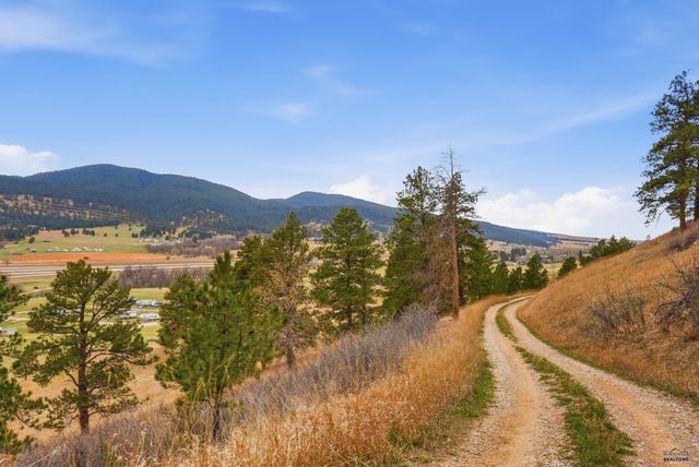 13018 PLEASANT VALLEY RD, Sturgis, SD 57785
