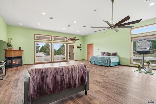 13018 PLEASANT VALLEY RD, Sturgis, SD 57785