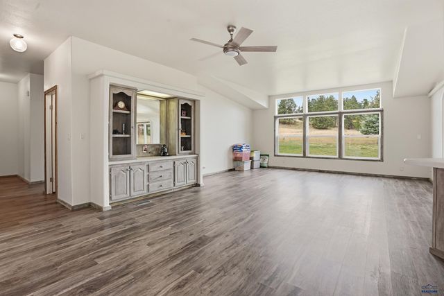 13018 PLEASANT VALLEY RD, Sturgis, SD 57785
