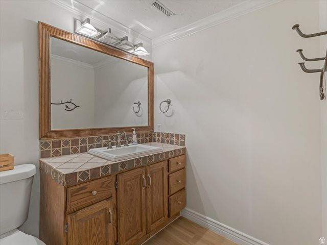 4506 S COUNTRYLANE RD, Salt Lake City, UT 84117