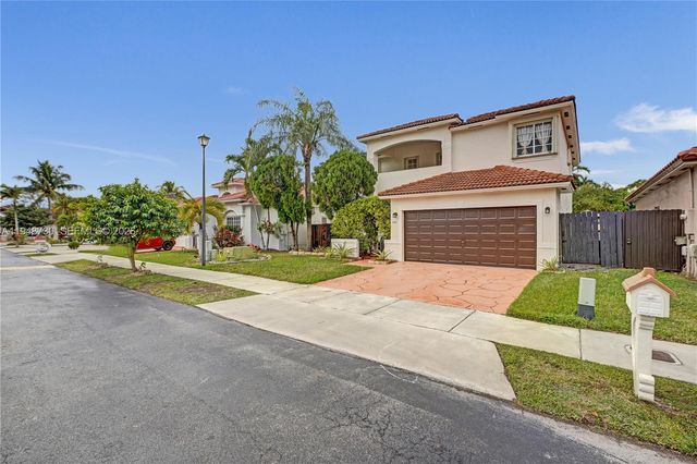 5502 SW 162nd Pl, Miami, FL 33185