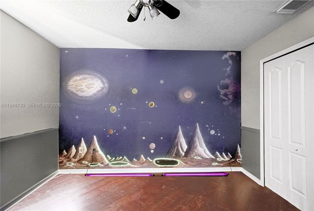 5502 SW 162nd Pl, Miami, FL 33185