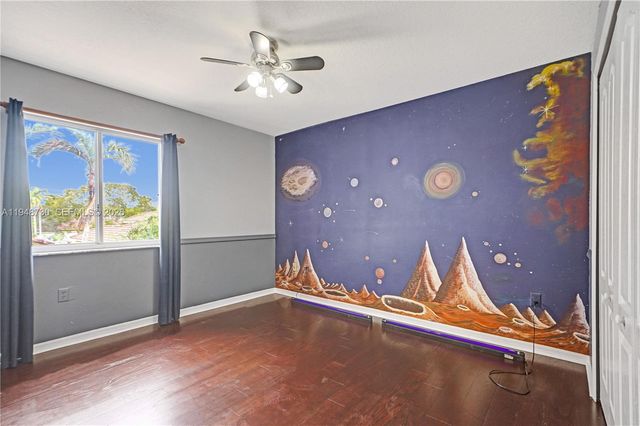 5502 SW 162nd Pl, Miami, FL 33185