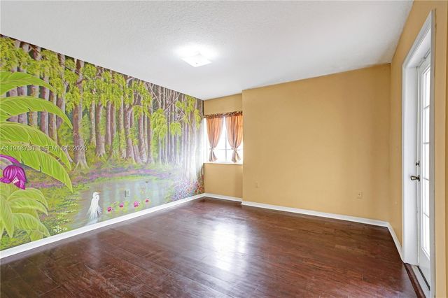 5502 SW 162nd Pl, Miami, FL 33185