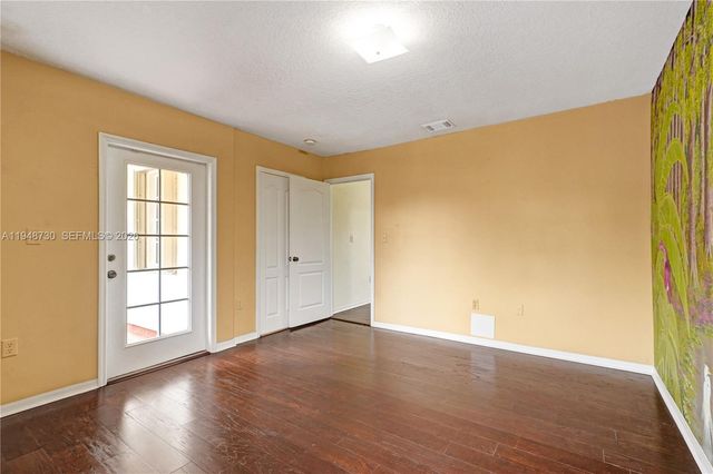 5502 SW 162nd Pl, Miami, FL 33185