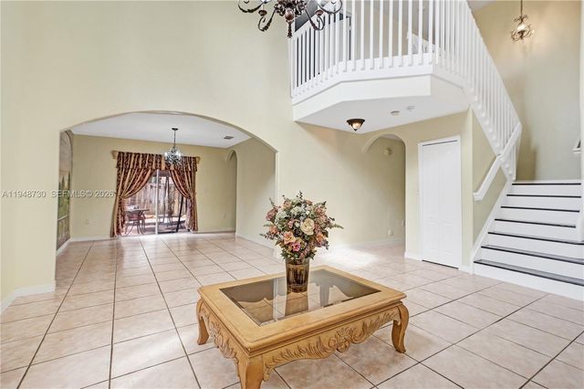 5502 SW 162nd Pl, Miami, FL 33185