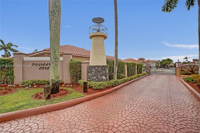 5502 SW 162nd Pl, Miami, FL 33185