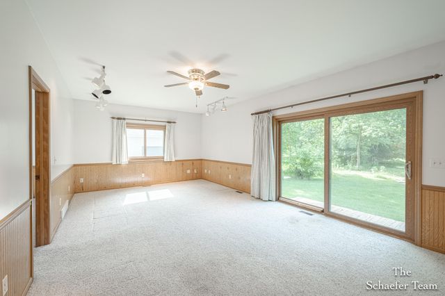 888 Bowes Road Se, Lowell City, MI 49331