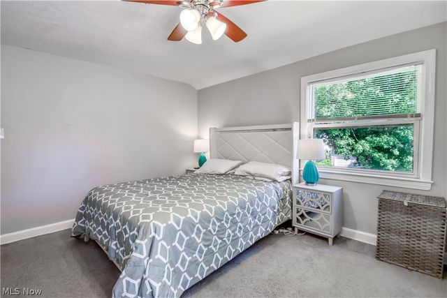 5284 Haverford Drive, Lyndhurst, OH 44124