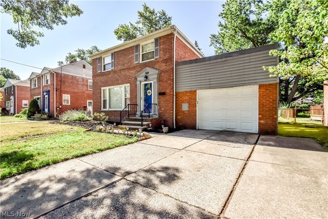 5284 Haverford Drive, Lyndhurst, OH 44124