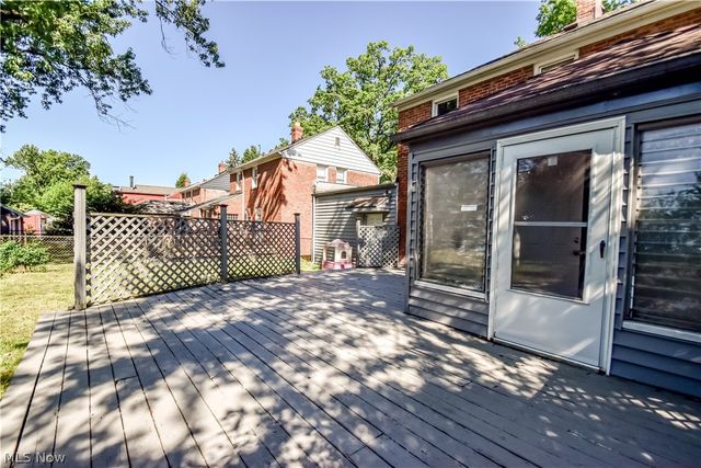 5284 Haverford Drive, Lyndhurst, OH 44124