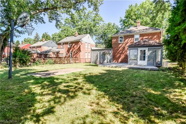 5284 Haverford Drive, Lyndhurst, OH 44124