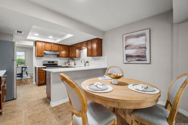 8234 MEADOW SUN ST, San Antonio, TX 78251