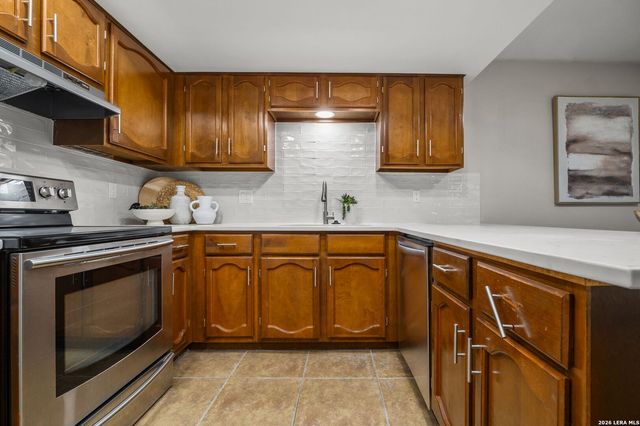8234 MEADOW SUN ST, San Antonio, TX 78251