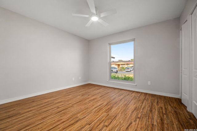 8234 MEADOW SUN ST, San Antonio, TX 78251