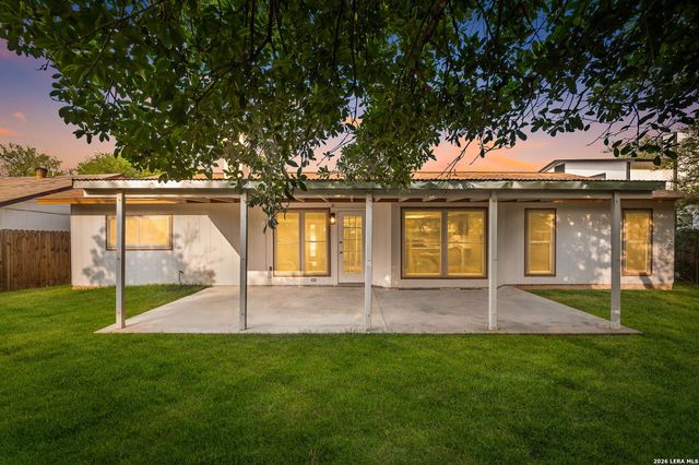 8234 MEADOW SUN ST, San Antonio, TX 78251