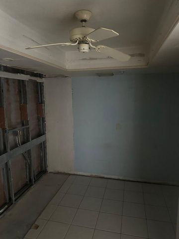 2425 Presidential Way 1203, West Palm Beach, FL 33401