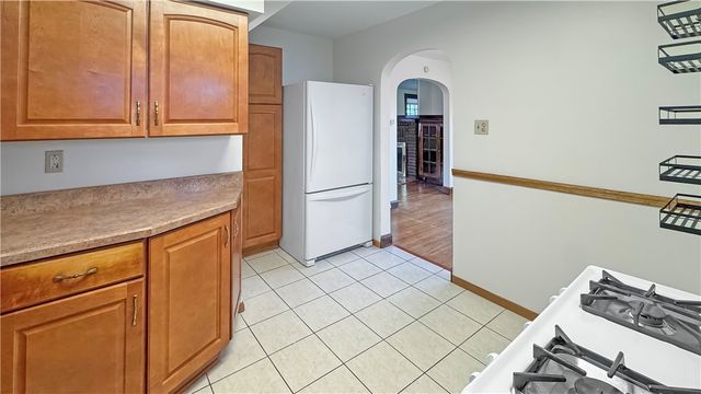 1601 Aurelius St, Swissvale, PA 15218