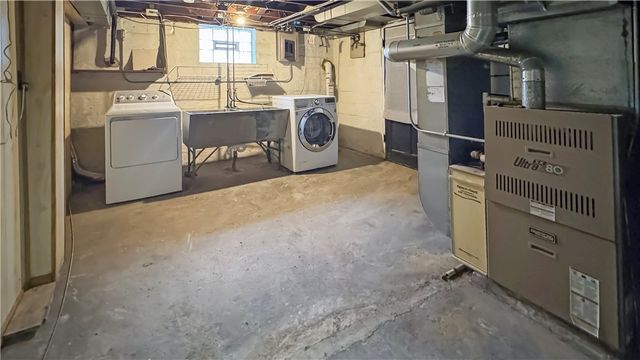 1601 Aurelius St, Swissvale, PA 15218