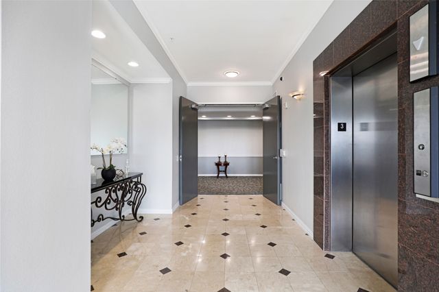 800 E 15th Street 301, Plano, TX 75074