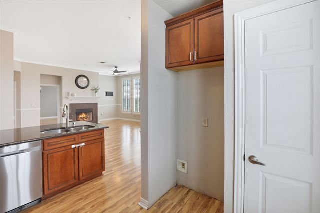 800 E 15th Street 301, Plano, TX 75074