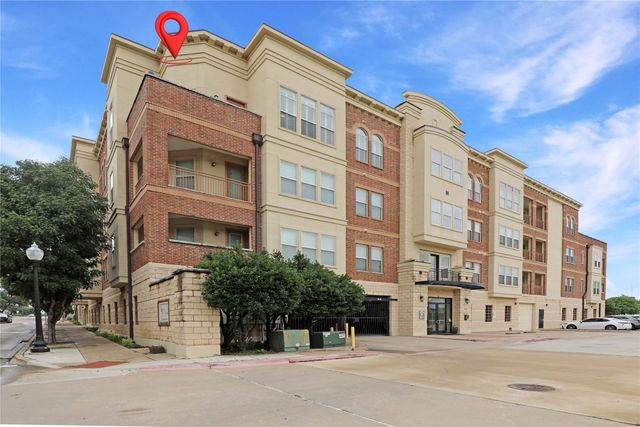 800 E 15th Street 301, Plano, TX 75074