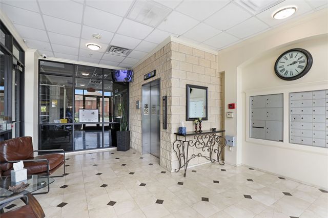 800 E 15th Street 301, Plano, TX 75074
