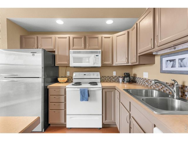635 Gooseberry Dr 2001, Longmont, CO 80503