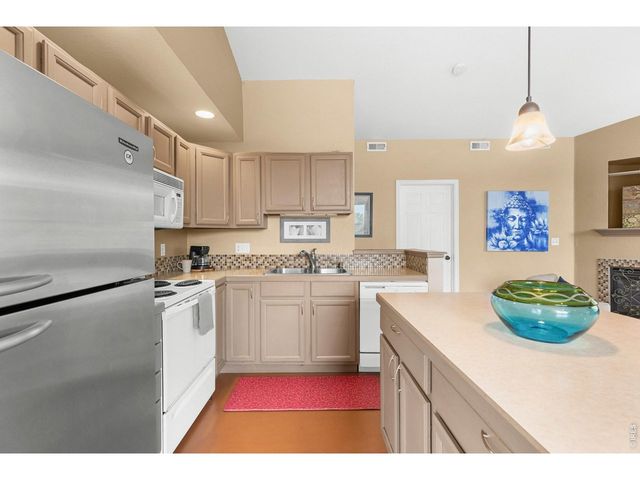 635 Gooseberry Dr 2001, Longmont, CO 80503
