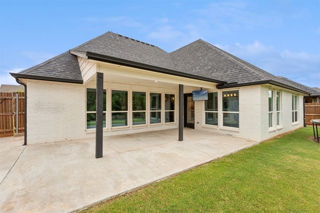 4224 Luke Lane, Edmond, OK 73034