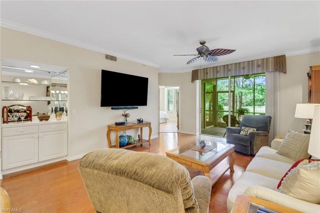3715 Buttonwood WAY # 1711, Naples, FL 34112