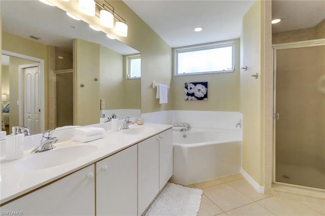 3715 Buttonwood WAY # 1711, Naples, FL 34112