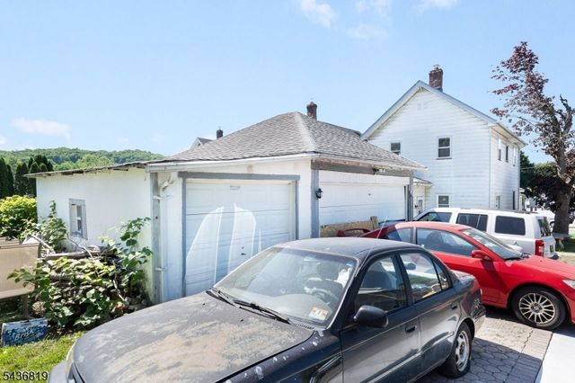 109 Allen St, Netcong Boro, NJ 07857