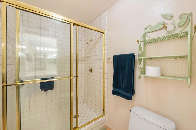 77568 Calle Las Brisas N, Palm Desert, CA 92211