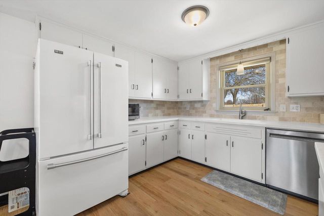 2424 24th STREET, Kenosha, WI 53140