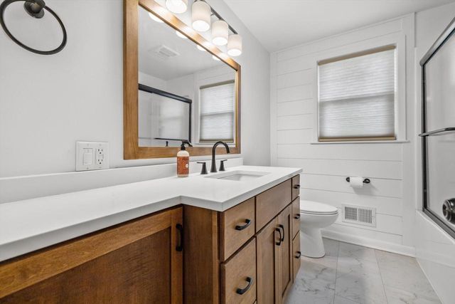 2424 24th STREET, Kenosha, WI 53140