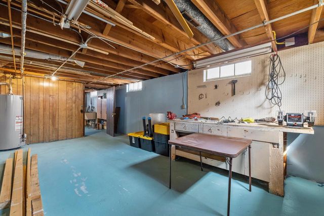 2424 24th STREET, Kenosha, WI 53140