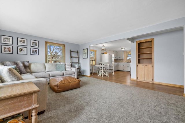 2424 24th STREET, Kenosha, WI 53140