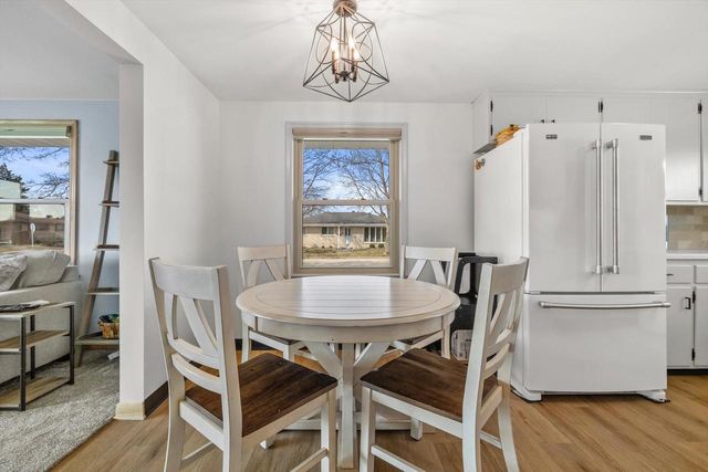 2424 24th STREET, Kenosha, WI 53140