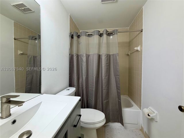 5200 NW 31st Ave 217, Fort Lauderdale, FL 33309