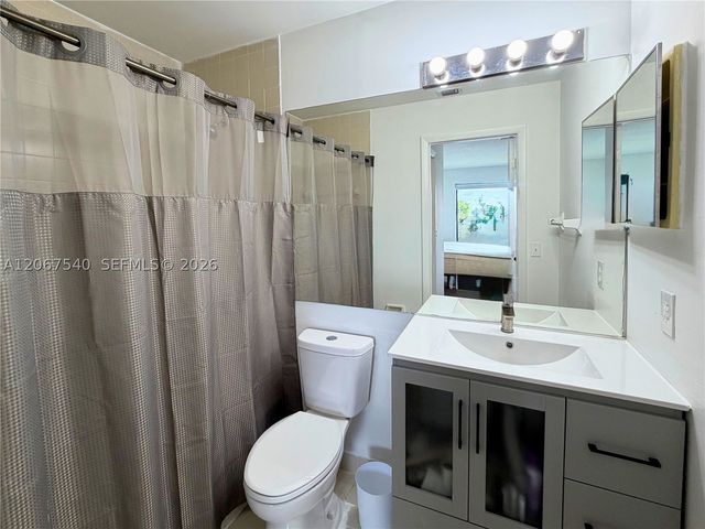 5200 NW 31st Ave 217, Fort Lauderdale, FL 33309