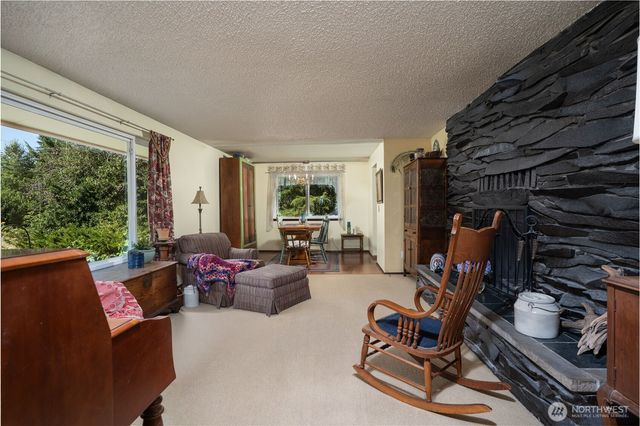 24201 42nd Avenue E, Spanaway, WA 98387