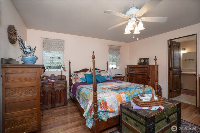 24201 42nd Avenue E, Spanaway, WA 98387