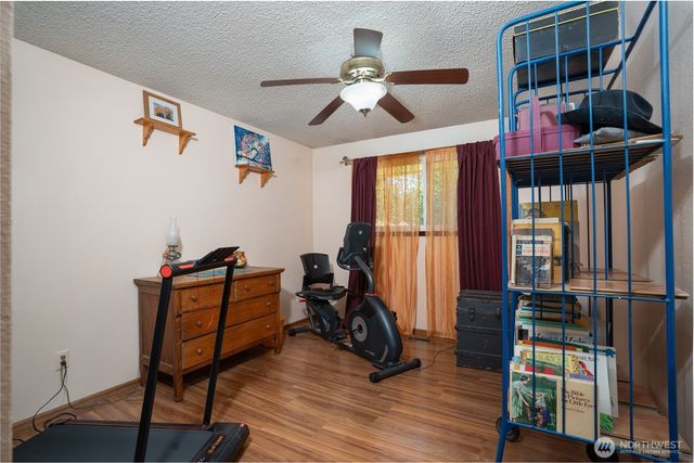 24201 42nd Avenue E, Spanaway, WA 98387